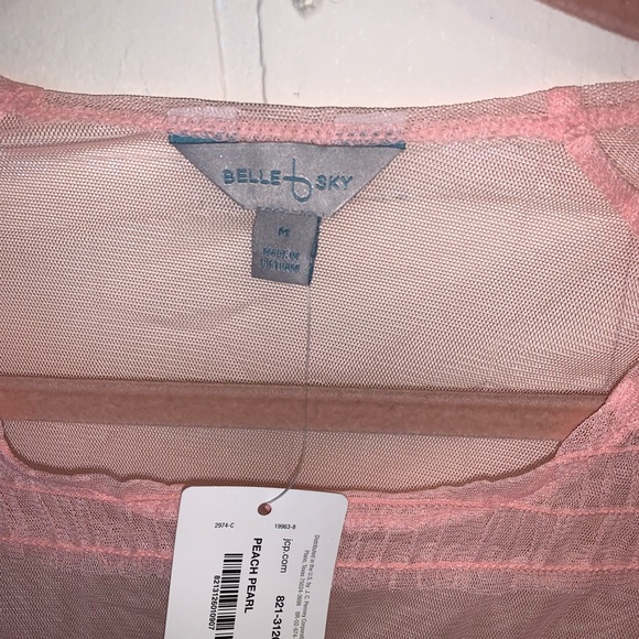 Peach pearl pull over top - Picture 3 of 4